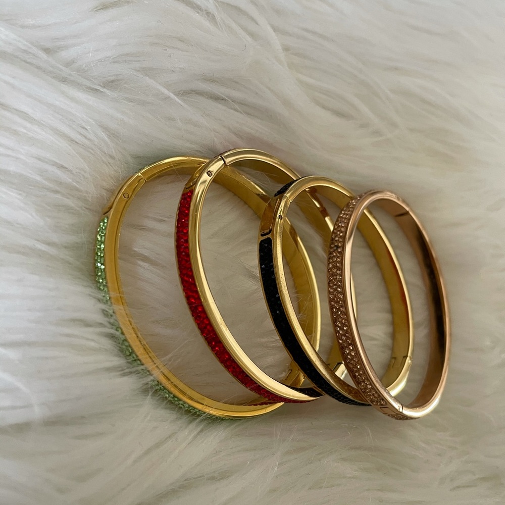 Four bangles - Picture 3 of 4